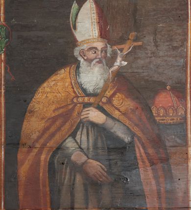 Zdjęcie nr 36: Polichromia ścienna prezbiterium pokrywa wszystkie ściany oraz strop tej części świątyni. 

Polichromia ścienna stropu
Strop zdobiony jest malowanymi kasetonami, w których umieszczone są rozety na różnokolorowych tłach. W centrum ukazane są dwie prostokątne kompozycje, ujęte w ornamentalne ramy. Od wschodu znajduje się Zwiastowanie Zachariaszowi, powyżej inskrypcja: „NE TIMEAS ZACHARIA VXOR TVA PARIET TIBI / FILIVM ET VOCABIS NOMEN EIVS IOANNEM LUCAE 1”. W drugiej kompozycji przedstawiono Nawiedzenie z Najświętszej Marii Panny ze św. Zachariaszem i św. Józefem, powyżej inskrypcja: „EXVLTAVIT IN GAVDIO INFANS IN VTERO MEO LUCAE 1”. 

Polichromia ścienna ścian prezbiterium
Dekoracje ścian o formie pasowej. W dolnej kondygnacji malowane iluzjonistycznie portrety świętych węgierskich w ornamentalnych ramach. Postacie ukazane do wysokości kolan, zwrócone trzy czwarte z odpowiednimi im atrybutami w dłoniach. Portrety opatrzone u góry łacińskimi opisami. Na ścianie północnej galerię otwiera wizerunek króla Stefana z napisem: „S(ANCTVS) STEPHANVS REX VNGARIAE, REGNVM SVVM DEIPARAE / DONAVIT OBIIT. 1038. 20 AVG(VSTVS) SEP. ALBERE 9.”. Następnie ukazani są kolejno: św. Emeryk „S(ANCTVS) EMERIGVS DVX VNGARIAE VT VIRGO MANERET, / A. CAELO PERSVASVS OBIIT. 1032. 5 nou. Sen. Albdvewas”, św. Władysław: „S(ANCTVS) LADISLAVS REX UNGARIAE ROSARIO ENSI OBVO/LUTO PVGNARE SOLITVS OBIIT 1097. 27.  iun. Sep. varad.”. Po drugiej stronie prezbiterium umieszczone są cztery obrazy świętych o tych samych wymiarach, również opatrzone napisami. Od lewej strony kolejno: św. Salomon „S(ANCTVS) SALOMON REX VNGARIAE DEIN EREMITA VITAE / AVSTERITATE FLORVIT OBIIT 1077. 28. Sept. Sep. Pold. in Idria”, św. Kazimierz: „S(ANCTVS) CASIMIRVS ELECTVS REX VNGARIAE AMORE / SARVANDAE VIRGINITATIS OBIIT 1484 4. MARTII.”, św. Dawid: „S(ANTCVS) DAVID REX SCOTIAE, FILIVS S(ANCTA) MARGA/RITAE VNGARA MATRE NATAE OBIIT 1153”, św. Ludwik: „S(SANCTVS) LVDOVICVS TOLOSANVS EP. E MARIA / REGIS VNG. FILIA NATVS OBIIT 1297 19 Aug(ustvs)”. Cykl ten kończy przy ścianie tęczowej przedstawienie św. Gintera „S(ANCVS) GVNTHERVS EREM. S(ANCTVS) STEPHANI REGIS / VNGARIAE COGNATVS OBIIT 1045 9. oct.”. Dodatkowo w obrazy wpisane są zacheuszki w formie równoramiennych krzyży ujętych w medaliony utworzone z wieńca. W zamknięciu prezbiterium przedstawienia diabłów, a od zachodu pod amboną czyściec.

Kondygnacja druga o podziałach architektonicznych u dołu wydzielona cokołem, dekorowanym złotymi girlandami na czarnym tle. Prostokątne pola wydzielone za pomocą malowanych iluzjonistycznie kolumn korynckich dźwigających architraw zdobiony stylizowanym kimationem jońskim. Powyżej fryz wypełniony wicią akantową, pomiędzy którą wplecione są kartusze z przedstawieniami świętych. W polach, pomiędzy kolumnami wielofigurowe kompozycje ze scenami z życia św. Jana Chrzciciela: Głos wołającego na pustyni „TV QVIS ES VOX CLAMANTIS IN DESERTO IOANN(IS) 1.”, Oto Baranek Boży „ECCE AGNVS DEI ECCE QVI TOLLIT PECCATVM MVNDI IOANN. IMÕ.”, Chrzest Jezusa w Jordanie „IESVS BAPTISTAVS EST A IONNE IN IORDANE MARCI. 1.”, Św. Jan Chrzciciel napomina Heroda „DICEBAT IOANNES HERODI NON LICET TIBI HABERE VXOREM FRATRIS TVI. MARCI 6,19.”, Św. Maria Magdalena pokutująca na pustyni, Św. Jan Chrzciciel na pustyni, Św. Jan Chrzciciel wtrącony do więzienia „HERODES TENVIT IONNEM ET VINXIT EVM IN CARCERE MAR 67o”, Kat podaje głowę św. Jana Chrzciciela Salome „DECOLLAVIT EVM IN CARCERE ET DEDIT CAPVT PVELLAE MAR.6.(?)”, Uczta Heroda „HERODES NATALIS SVI COENAM FECIT PRINCIPIBVS MAR. 6 10.”, Salome podaje głowę św. Jana Chrzciciela matce „CAPVT EIVS PVELLA DEDIT MATRI SVE M. 61”. 

W ostatniej, trzeciej strefie, umieszczonej w partii fryzu znajdują się medaliony. Na ścianie tęczowej, następnie na ścianie północnej i południowej ukazani są kolejno: św. Maciej „SA[N]CTVS / MATTHIAS”, Chrystus „IESVS / CHRISTVS”, św. Piotr „SANCTVS / PETRVS”, św. Szymon „SANCTVS / SIMON”, św. Andrzej „SANCTVS / ANDREAS”, św. Jakub Większy „S(ANCTVS) IACOBI / MAIORI”, św. Jan „(?)”, św. Filip „(?)”, św. Bartłomiej „SANCTVS / BARTHOLO/MAVS”, św. Tomasz „SANCTVS / THOMAS”, św. Mateusz „SANCTVS / MATTHAEVS”, św. Jakub Mniejszy „S(ANCTVS) IACOBVS / MINOR” i św. Juda Tadeusz „S(ANCVS) IVDA / THADEVS” na ścianie tęczowej od południa. Na belce tęczowej, od strony prezbiterium w wieńcu laurowym napis: „PICTVM / A[NNO] D[OMINI] 1711”.