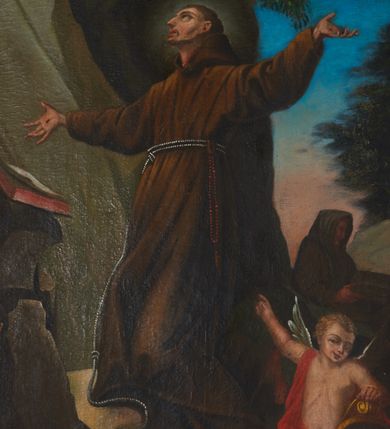 Zdjęcie nr 6: Nastawa ołtarza jest stiukowa, architektoniczna, jednoosiowa, jednokondygnacyjna, o wklęsłym licu, ze zwieńczeniem oraz osadzona na wysokim cokole. Ołtarz jest drewniany, sarkofagowy z drewnianą, silnie wysuniętą, drewnianą mensą. Retabulum ujęte jest parą zdwojonych pilastrów o trzonach dekorowanych konsolkami i kampanulami na froncie, dźwigających przerwane belkowanie. W polu środkowym umieszczono obraz św. Franciszka ujęty profilowaną ramą w formie stojącego prostokąta zamkniętego łukiem odcinkowym, nadwieszonym z uskokiem i uszakami po bokach, wklęsłego u spodu. Poniżej obrazu znajduje się płycina ujęta spływami wolutowymi, zamknięta fragmentem gzymsu w formie łuku odcinkowego. W jej polu jest kartusz o fantazyjnym wykroju. Zwieńczenie ujęto parą spływów wolutowych i zamknięto fragmentem wklęsło-wypukłego gzymsu, na którym jest krzyż na kuli. Na końcach spływów wolutowych znajduje się para siedzących putt.  
Pole zwieńczenia wypełniają płaskorzeźbione obłoki z uskrzydlonymi główkami anielskimi oraz ukazana na ich tle promienista gloria, po środku której znajduje się krzyż, kotwica, serce i wieniec laurowy (symbole Wiary, Nadziei i Miłości). Struktura retabulum jest marmoryzowana w kolorze szaro-brązowym i ciemnoszarym, ze złoconymi i srebrzonymi detalami.