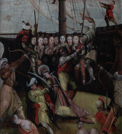 Zdjęcie nr 6: Skrzydło tryptyku w kształcie stojącego prostokąta podzielone na cztery kwatery z przedstawieniami: w lewej górnej „Rozesłanie Apostołów”, w prawej „Męczeństwo św. Urszuli i jej towarzyszek”; w lewej dolnej „Św. Mikołaj”, w prawej „Św. Stanisław”. Kompozycje w kształcie stojących prostokątów zamkniętych łukami półkolistymi wydzielone  złotymi pasami zdobionymi grawerowanym ornamentem. Sceny górne wielopostaciowe, wkomponowane w przestrzeń pejzażu. W scenie Rozesłania Apostołów pośrodku ukazana sylwetka stojącego w otoczeniu uczniów Jezusa w trzech czwartych zwróconego w lewo. W tle pejzaż z rzeką pośród gór. Pierwszy plan drugiej kwatery zajmuje dynamiczna scena męczeństwa świętych dziewic z ukazaną pośrodku klęczącą postacią św. Urszuli ścinanej mieczem. W tle widoczny jest duży statek z pozostałymi niewiastami, atakowanymi przez żołnierzy. Niebo na obrazach jasnobłękitne z różowymi pasmami obłoków. Kolorystyka jasna, szaty w kolorach jasnoróżowym oraz jasnozielonym. Sylwetki świętych biskupów w dolnej części skrzydła ołtarza ukazane są całopostaciowo na tle wzorzystych tkanin – Mikołaj na tle zielonej, Stanisław – czerwonej, w górnej partii obrazów szare, zachmurzone niebo. Święci stoją zwróceni w trzech czwartych w prawo, z głowami zwróconymi ku sobie. Ubrani są w stroje pontyfikalne – długie alby, św. Mikołaj w zielony ornat, św. Stanisław w czerwony, obaj w jasnoróżowe kapy, spięte pod szyją ozdobną klamrą, brązowe rękawiczki  oraz czerwone infuły na głowach. Święty Mikołaj trzyma w prawej ręce księgę z trzema złotymi kulami, w lewej pastorał, św. Stanisław prawą rękę unosi w geście błogosławieństwa, w lewej ma pastorał, u jego stóp sylwetka Piotrowina.  Rama drewniana, profilowana, złocona, zdobiona wicią floralną, na zewnątrz malowana na czerwono.