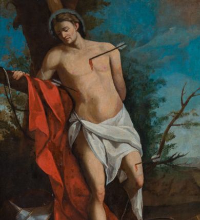 Zdjęcie nr 1: Obraz w formie stojącego prostokąta z przedstawieniem męczeństwa św. Sebastiana. Święty ukazany jest w centrum kompozycji, w całej postaci oparty o pień drzewa, zwrócony delikatnie w lewo, z opuszczoną głową skierowaną w prawo. Lewą rękę trzyma z tyłu, prawą opiera o gałąź, lewą nogę ma ugiętą. Twarz o młodzieńczych rysach, kwadratowa, z oczami skierowanymi w dół, garbatym nosem i małymi ustami. Włosy ma jasne, falowane, opadające z tyłu głowy. Wokół głowy świętego delikatnie zaznaczony świetlisty nimb. Ciało o muskularnej budowie, przebite trzema strzałami. W partii bioder przesłonięte białą tkaniną zawieszoną na sznurze, odsłaniającą prawe udo, opadającą przy lewym boku świętego. Na gałęzi zawieszony jest czerwony płaszcz opadający na ziemię, wzdłuż postaci. Po lewej stronie obrazu, na ziemi leży puklerz, po prawej kołczan i łuk. Święty ukazany na tle pejzażu z bujną roślinnością wokół drzewa oraz z błękitnym niebem. Obraz ujęty drewnianą, złoconą i profilowaną ramą. 


