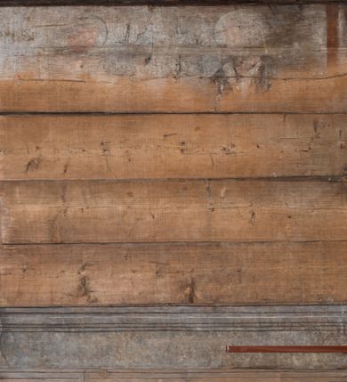 Zdjęcie nr 31: Kościół św. Elżbiety Węgierskiej w Trybszu usytuowany jest w centrum wsi na południe od drogi prowadzącej z Łapsz Wyżnych do Nowego Targu. Teren przykościelny jest otoczony od południa drewnianym ogrodzenie z murowanymi słupkami i kamienną podmurówką, z pozostałych stron mur z polnych kamieni, nakryty daszkiem cementowym. Główne wejście na teren przykościelny od północy, od zachodu bramka prowadząca do nowego kościoła, od południa furtka na cmentarz. Od zachodu główne wejście flankowane słupkami. Na placu przykościelnym stara lipa, w niej krucyfiks w kapliczkowej, szafkowej oprawie. W zachodniej części sztuczna grota, murowana z polnych kamieni z figurą Matki Boskiej z Lourdes. 

Kościół jest orientowany, drewniany o konstrukcji zrębowej, jednonawowy z wydłużonym prezbiterium zamkniętym trójbocznie, z kruchtą od południa i pierwotnie z zakrystią od północy i wieżą od zachodu. Wnętrze nakryte pułapem, w nawie z zaskrzynieniami, wiązanie nawy oparte nie na ścianach lecz na belkach podciągowych, których jeden koniec jest w ścianie tęczy, drugi zaś w czołowej ścianie nawy. Na zachodniej ścianie nawy chór muzyczny wsparty na dwóch filarach. Wnętrze oświetlają umieszczone w południowej ścianie trzy okna (dwa w prezbiterium i jedno w nawie). Ściany i stropy pokryte polichromią. Do kościoła prowadzi główne wejście od strony zachodniej oraz jedno przez kruchtę od południa. Dach o jednej kalenicy, gontowy, na środku drewniana sygnaturka, nakryta kopułką. Portal do zakrystii o wykroju w tzw. ośli grzbiet. 

