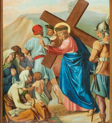 Zdjęcie nr 12: Stacje drogi krzyżowej w formie prostokąta stojącego, ujęte profilowaną ramą, zwieńczoną szczytem z krzyżem oraz napisem „St(acja)” i cyfrą rzymską. Kompozycja przedstawień wielopostaciowa, dynamiczna. Sceny ukazane na tle pejzażu, niektóre z fragmentem architektury. Chrystus na każdym z obrazów przedstawiony w różowej tunice i niebieskim płaszczu, z koroną cierniową na głowie i nimbem lub w białym perizonium. 


