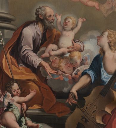 Zdjęcie nr 1: Owalny obraz, w drewnianej, profilowanej, złoconej ramie ukazuje klęczącego św. Józefa z siedzącym na chmurach Jezusem w towarzystwie grającego na kontrabasie anioła, grup uskrzydlonych puttów i główek anielskich. Józef ukazany jest w trzech czwartych, z lewą ręką obejmującą Jezusa, a prawą, zgiętą w łokciu i wyciągniętą do przodu. Głowa z łysiną czołową i siwymi, kręconymi, krótkimi włosami; twarz o rysach starszego mężczyzny, z krótkim nosem i otwartymi oczami. Święty ubrany jest w jasnofioletową suknię i brązowy płaszcz okrywający niemal cała sylwetkę. Siedzący na chmurze z trzema główkami aniołków nagi Jezus głowę zwraca ku górze i wysoko unosi rączki. Jego twarz jest pełna, policzki pękate, zaczerwienione, oczy ciemnobrązowe, krótki nosek i otwarte, pełne usta, włosy krótkie, jasne, kręcone.  Po prawej stronie klęczy anioł grający na kontrabasie, ukazany w trzech czwartych, zwrócony głową w prawo, ubrany w niebieską suknię odsłaniającą lewą pierś i bladoczerwony płaszcz. Jego głowa jest przedstawiona z profilu, z gęstymi, kręconymi, blond włosami, opadającymi na ramiona. Twarz ma pociągłą, z długim, zadartym nosem, otwartymi oczami i różowymi, otwartymi ustami. Przed św. Józefem siedzi para aniołków, z których jeden trzyma długi kij zakończony lilią. W górnej strefie wyłaniają się z chmur główki aniołków i dwa uskrzydlone aniołki trzymające krzyż. Tło nieokreślone, w tonacjach szarości, z widoczną dolną częścią kolumny. 
