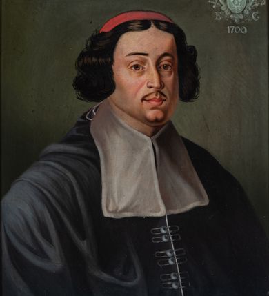 Zdjęcie nr 1: Biskup ukazany do pasa, ukazany niemal frontalnie, ubrany w mucet z białym kołnierzem i czerwoną piuskę na głowie. W prawym górnym rogu owalna tarcza obwiedziona labrami z godłem herbu Godziemba, z mitrą, infułą, mieczem i pastorałem oraz literami S(TANISALUS) D(ĄBSKI) E(PISCOPUS) C(RACOVIENSIS) Ii data 1700. Na odwrocie napis: " KOPIA / Z KOŚCIOŁA / X.X. FRANCISZKANÓW / W KRAKOWIE / R 1882"