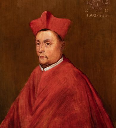 Zdjęcie nr 1: Obraz przedstawia kardynała w trzech czwartych, w purpurowym mucecie, z biretem na głowie. W lewym górnym narożu obwiedziona labrami tarcza z godłem herbu Trąby z literami G(EORGIUS) R(ADZIWIŁŁ) / E(PISCOPUS) C(RACOVIENSIS) /1592-1600”. 