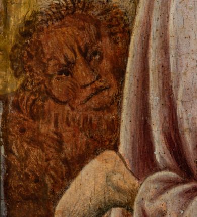 Zdjęcie nr 15: Obraz w kształcie stojącego prostokąta przedstawiający ukrzyżowanego Chrystusa ze św. Hieronimem i św. Franciszkiem z Asyżu. W centrum kompozycji ukazany Chrystus na tle odległego pejzażu z Jerozolimą. Ciało przybite do krzyża trzema gwoździami, głowa delikatnie opuszczona na prawe ramię. Twarz trójkątna z długim i prostym nosem, zamkniętymi oczami, okolona krótką brodą, usta wąskie. Włosy długie, kręcone, brązowe, opadające na plecy. Na głowie korona cierniowa, a wokół niej kolisty nimb. Chrystus ma założone wokół bioder jasnoczerwone perizonium. Karnacja ciała blado-szara.  Z ran tryskają obficie strużki krwi, które pod ramionami krzyża zbierają w złote naczynia dwaj aniołowie w różowych sukniach. Krzyż prosty, jasnobrązowy, nad głową Chrystusa wisi czerwona tabliczka z napisem „INRI”. Strugi krwi spływają z krzyża na ziemię. Po lewej stronie krzyża klęczy, zwrócony trzy czwarte w lewo św. Hieronim, który uderza się w piersi kamieniem i unosi głowę w stronę Chrystusa. Twarz o rysach starszego mężczyzny z krótkimi włosami i długą, bujną brodą, silnie skręconą. Ubrany jest w długą jasnofioletową suknię z krótkimi rękawami. Za nim siedzi lew, a obok leży kapelusz kardynalski. Po prawej stronie obrazu klęczy, zwrócony trzy czwarte w prawo św. Franciszek z Asyżu, który wyciąga ugięte w łokciach dłonie i ukazuje ich wewnętrzną stronę ze stygmatami. Stygmaty są zaznaczone również na jego stopach i prawym boku. Twarz kwadratowa z tonsurą, wąskie usta, długi nos i małe oczy. Ubrany jest w brązowy habit franciszkański. Na ranach oznaczonych stygmatami ukazane są złote promienie. Obaj święci mają wokół głów koliste i złote nimby, otoczone czarnym konturem. Kolorystyka chłodna, pastelowa. W tle Jerozolima, a za nią pola, jezioro i góry. Rama drewniana, profilowana, zdobiona pasami kimationu. Na odwrociu pieczęć z napisem: „CONSERVAZ D[...]ENTI DI BELLE ARTI” oraz karteczka z drukowanym napisem: „Ze zbiorów księdza Jana kniazia z Kozielska Puzyny księcia biskupa krakowskiego, no. 30”.


