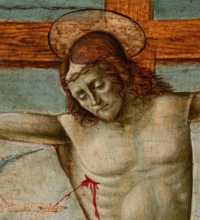 Zdjęcie nr 5: Obraz w kształcie stojącego prostokąta przedstawiający ukrzyżowanego Chrystusa ze św. Hieronimem i św. Franciszkiem z Asyżu. W centrum kompozycji ukazany Chrystus na tle odległego pejzażu z Jerozolimą. Ciało przybite do krzyża trzema gwoździami, głowa delikatnie opuszczona na prawe ramię. Twarz trójkątna z długim i prostym nosem, zamkniętymi oczami, okolona krótką brodą, usta wąskie. Włosy długie, kręcone, brązowe, opadające na plecy. Na głowie korona cierniowa, a wokół niej kolisty nimb. Chrystus ma założone wokół bioder jasnoczerwone perizonium. Karnacja ciała blado-szara.  Z ran tryskają obficie strużki krwi, które pod ramionami krzyża zbierają w złote naczynia dwaj aniołowie w różowych sukniach. Krzyż prosty, jasnobrązowy, nad głową Chrystusa wisi czerwona tabliczka z napisem „INRI”. Strugi krwi spływają z krzyża na ziemię. Po lewej stronie krzyża klęczy, zwrócony trzy czwarte w lewo św. Hieronim, który uderza się w piersi kamieniem i unosi głowę w stronę Chrystusa. Twarz o rysach starszego mężczyzny z krótkimi włosami i długą, bujną brodą, silnie skręconą. Ubrany jest w długą jasnofioletową suknię z krótkimi rękawami. Za nim siedzi lew, a obok leży kapelusz kardynalski. Po prawej stronie obrazu klęczy, zwrócony trzy czwarte w prawo św. Franciszek z Asyżu, który wyciąga ugięte w łokciach dłonie i ukazuje ich wewnętrzną stronę ze stygmatami. Stygmaty są zaznaczone również na jego stopach i prawym boku. Twarz kwadratowa z tonsurą, wąskie usta, długi nos i małe oczy. Ubrany jest w brązowy habit franciszkański. Na ranach oznaczonych stygmatami ukazane są złote promienie. Obaj święci mają wokół głów koliste i złote nimby, otoczone czarnym konturem. Kolorystyka chłodna, pastelowa. W tle Jerozolima, a za nią pola, jezioro i góry. Rama drewniana, profilowana, zdobiona pasami kimationu. Na odwrociu pieczęć z napisem: „CONSERVAZ D[...]ENTI DI BELLE ARTI” oraz karteczka z drukowanym napisem: „Ze zbiorów księdza Jana kniazia z Kozielska Puzyny księcia biskupa krakowskiego, no. 30”.


