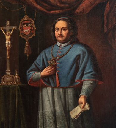 Zdjęcie nr 1: Obraz w kształcie stojącego prostokąta z przedstawieniem biskupa Konstantego Felicjana Szaniawskiego w centrum kompozycji. Biskup ukazany jest w postawie stojącej, delikatnie zwrócony w prawo, w lewej dłoni trzyma chusteczkę, a prawą ujmuje krzyż pektoralny, który ma zawieszony na szyi. Twarz pełna z wyraźnie zaznaczonym podbródkiem, małe oczy, prosty nos i wąskie usta. Włosy ciemne, bujne, średniej długości. Biskup ubrany jest w niebieską sutannę, rokietę, niebieski mucet z czerwoną podszewką i niebieską piuskę.  Po lewej stronie obrazu stolik, nakryty zielonym obrusem, a na nim ustawiony jest krucyfiks i dzwoneczek. U góry obrazu podwieszona czerwona kotara z zawieszonym na sznurach kartuszem z tarczą herbową, u spodu którego zawieszony jest złoty chwost. Nad tarczą herbową umieszczony jest czerwony kapelusz z chwostami, a na jej tle znajdują się skrzyżowane pastorał oraz miecz, a pomiędzy nimi mitra książęca i infuła. W polu tarczy herbowej godło Junosza. W lewym, dolnym narożu obrazu napis „X(iążę) Felicyan Konstanty / Szaniawski Biskup krakowski, / *1668; + 1732.” Rama drewniana, złocona, profilowana. Na odwrociu napis białą farbą: „ODNOWIONO / W MAJU 1979 r. / JAKO DAR ZA PRZYJAZD / DO POLSKI / OJCA ŚWIĘTEGO JANA PAWŁA II / KONS(ERWATOR) Maria Niedzielska”.
