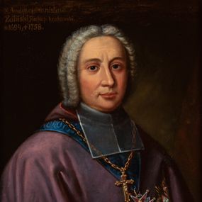 Zdjęcie nr 1: Portret ukazuje biskupa w fioletowym mucecie, z kołnierzem, kapturem i orderem Orła Białego na piersi z gwiazdą orderową z dewizą Pro Fide, Lege et Rege. W górnym lewym rogu napis: &quot;X: Andrzej Stanisław / Załuski, Biskup krakowski. / *1694; + 1758.&quot;