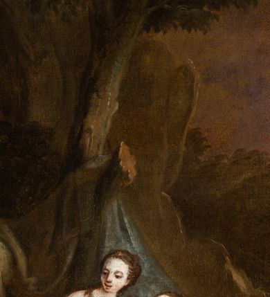 Zdjęcie nr 4: Obraz w formie leżącego prostokąta. W lewej części obrazu Lot z córkami na tle pejzażu. Na pierwszym planie jedna córka, ukazana od tyłu, klęcząca, zwrócona w trzech czwartych w lewo, z głową zwróconą w prawo, nalewa wino z dzbana do kielicha. Ubrana jest w niebieską suknię, tors ma obnażony. Wokół niej leżą tkaniny oraz kosz z owocami i misa. Na drugim planie Lot z kolejną córką w pozycji siedzącej, zwróceni są w trzech czwartych w lewo, z głowami skierowanymi w prawo. Lot lewą rękę kładzie na kolanach, prawą wyciąga w stronę córki. Ukazany jest jako starzec z długą, siwą brodą i włosami. Ubrany w zieloną tunikę odsłaniającą tors i żółty płaszcz zarzucony na kolana. Po jego prawej stronie córka, która obejmuje ojca lewą ręką, prawą wyciąga w bok, trzymając w dłoni kielich. Twarz ma młodzieńczą, okoloną włosami upiętymi z tyłu głowy. Ubrana jest w żółtą suknię, obnażającą ramiona i pierś oraz różowy płaszcz zarzucony na kolana. Obie postacie siedzą na tle niebieskiej tkaniny zawieszonej na gałęzi drzewa, stojącego pośród skał. W prawej części obrazu pejzaż z postacią żony Lota zamienionej w słup soli. W oddali zaś widok miasta Sodomy niszczonej przez boga deszczem ognia i błyskawic. W lewym dolnym rogu sygnatura: „IOST de molck pinx”. Obraz ujęty profilowaną i złoconą ramą. 