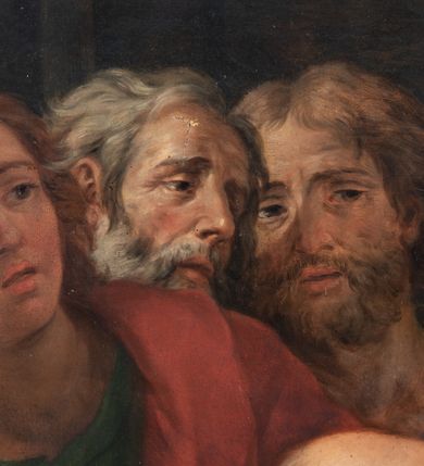 Zdjęcie nr 6: Obraz w formie leżącego prostokąta. Na pierwszym planie ukazany jest Chrystus ze św. Tomaszem, na drugim zaś dwie grupy apostołów. Jezus przedstawiony jest w centrum kompozycji, w półpostaci, frontalnie, z pochyloną głową skierowaną w prawo. Lewą ręką podtrzymuje na piersi płaszcz, prawą kładzie na ramieniu św. Tomasza. Twarz ma pociągłą, o półprzymkniętych oczach, prostym nosie i pełnych ustach, okoloną jasną, krótką brodą oraz jasnobrązowymi włosami, sięgającymi ramion. Wokół głowy ma nimb promienisty. Ubrany jest w białe perizonium, przewiązane przez biodra oraz jasnoniebieski płaszcz zarzucony na prawe ramię i plecy. Tors ma nagi, umięśniony, z raną w prawym boku. Po prawej stronie Chrystusa św. Tomasz ukazany w półpostaci, zwrócony profilem w lewo, przechylony na prawy bok, z prawą ręką wyciągniętą przed siebie, dotykającą rany Chrystusa. Ukazany jest jako starzec, okolony jasnobrązowymi brodą i włosami, z łysiną na głowie. Ubrany jest w jasnobrązową tunikę, odsłaniającą prawe ramię oraz żółty płaszcz zarzucony na lewe ramię. Na drugim planie, w lewej części obrazu grupa trzech apostołów, w tym św. Jana ukazanego jako młodzieńca, w zielonej tunice i czerwonym płaszczu oraz stojących za nim dwóch dojrzałych mężczyzn, okolonych krótkimi brodami i włosami. W prawej części obrazu grupa dwóch apostołów, ukazanych jako starców, okolonych siwymi brodami i włosami, jeden z łysiną na głowie. Scena ukazana we wnętrzu, z prześwitem w prawej części obrazu ukazującym różowo-żółte niebo. Obraz ujęty profilowaną, złoconą ramą.
