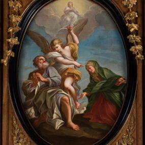Zdjęcie nr 1: Obraz owalny w profilowanej, czarnej ramie, ukazuje klęczącego św. Joachima i św. Annę na brązowej ziemi, pomiędzy którymi unosi się anioł, a nad nim w chmurach siedzi Maria. Joachim został ukazany niemal frontalnie, z rękami zbliżonymi do siebie w geście modlitwy, z głową zwróconą w lewą stronę. Twarz oddana szkicowo, oczy w głębokich oczodołach, nos prosty, czoło wysokie, głowa z krótkimi, lekko pofalowanymi włosami, twarz okolona krótką, siwą brodą; nad głową unosi się aureola. Postać jest ubrana w długą bladoniebieską tunikę i jasnozielony, bujnie marszczony płaszcz przerzucony przez prawe ramię i zgiętą w kolanie lewą nogę. Klęcząca obok Anna jest przedstawiona w trzech czwartych i zwrócona w stronę Joachima, z rozłożonymi ku dołowi rękami i głową skierowaną ku ziemi. Jej twarz jest malowana szkicowo, nos krótki, oczy lekko przymknięte, a zaznaczone czerwienią usta lekko rozchylone. Ubrana jest w czerwoną suknię, zielony płaszcz zarzucony na głowę i brązową chustę; nad głową unosi się aureola. Ukazany pośrodku kompozycji anioł przedstawiony został w skręconej pozie, z górną częścią ciała zwróconą w lewą stronę, a głową i dolną częścią ciała w prawą. Twarz oddająca rysy młodego chłopca, posiada krótki nos, wyraziste oczy i miękko modelowane, drobne usta; głowa z włosami złocistymi, krótkimi, lekko pofalowanymi. Ubrany jest w jasną suknię odkrywającą lewy tors i lewą nogę oraz brązowy płaszcz na lewym ramieniu przerzucony przez biodro. Siedząca w chmurach, na tle rozświetlonej aury Matka Boska przedstawiona została od dołu, z nogami na półksiężycu i rękoma złożonymi na piersi. Maria jest ubrana w jasną białą suknię, a na głowie ma wieniec i aureolę z gwiazd. W tle zarys owiec na ziemi, niebo intensywne, lazurowe, przełamane kilkoma szarościami. 