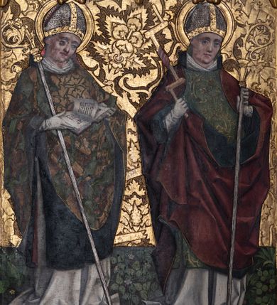 Zdjęcie nr 17: Nastawa ołtarzowa w formie tryptyku z ruchomymi skrzydłami. Na środku scena ze św. Stanisławem tronującym między św. Mikołajem i św. Wawrzyńcem. Na skrzydłach przedstawiono pary świętych: po lewej u góry św. Jana Chrzciciela i św. Andrzeja, na dole św. biskupa z księgą oraz św. biskupa z wrzecionem. Po prawej u góry św. Macieja i św. Jakuba, poniżej św. Michała Archanioła i św. Jerzego. Na zamkniętych skrzydłach również pary świętych: na lewym u góry św. Urban i św. Walenty, poniżej św. Klara i św. Otylia. Na prawym u góry św. helena i św. Zofia , na dole św. Apolonia i św. Afra. 