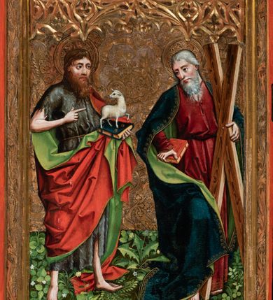 Zdjęcie nr 10: Nastawa ołtarzowa w formie tryptyku z ruchomymi skrzydłami. Na środku scena ze św. Stanisławem tronującym między św. Mikołajem i św. Wawrzyńcem. Na skrzydłach przedstawiono pary świętych: po lewej u góry św. Jana Chrzciciela i św. Andrzeja, na dole św. biskupa z księgą oraz św. biskupa z wrzecionem. Po prawej u góry św. Macieja i św. Jakuba, poniżej św. Michała Archanioła i św. Jerzego. Na zamkniętych skrzydłach również pary świętych: na lewym u góry św. Urban i św. Walenty, poniżej św. Klara i św. Otylia. Na prawym u góry św. helena i św. Zofia , na dole św. Apolonia i św. Afra. 