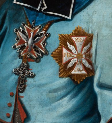 Zdjęcie nr 1: Portret biskupa ukazanego do pasa, w komży, niebieski mucet, na którym krzyż pektoralny, order Orła Białego z gwiazdą opatrzoną dewizą Pro Fide, Lege et Rege (Za wiarę, Prawo i Króla).  W lewym górnym narożu napis: „X. Kajetan Ignacy Sołtyk / Biskup krakowski. / *1715; +1788.&quot; Na odwrocie napis zdublowanego płótna napis czarną farbą: &quot;Nicolaus Janowski Pinxit / Cracovia&quot;.  
