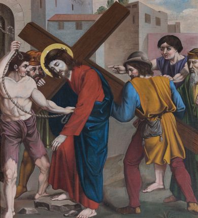 Zdjęcie nr 11: Czternaście obrazów ukazujących mękę i śmierć Chrystusa w drewnianych, złoconych ramach w kształcie stojącego prostokąta z półkolistym zwieńczeniem o krawędziach zdobionych liśćmi i wolutami, z banderolą z napisem &quot;STACYA&quot; i kolejnym numerem, zwieńczonego krzyżem.  Obrazy tworzą jednorodną grupę ukazującą kolejne etapy męki Chrystusa, w naturalistycznym otoczeniu wnętrz lub krajobrazu. Jezus jest ubrany w czerwoną suknię i niebieski płaszcz, ma bladą twarz i brązowe, opadające na ramiona włosy. Pozostałe postacie są modelowane naturalistycznie, z wyraźną gestykulacją wyrażającą uczucia i ubrane w różnobarwne stroje.  