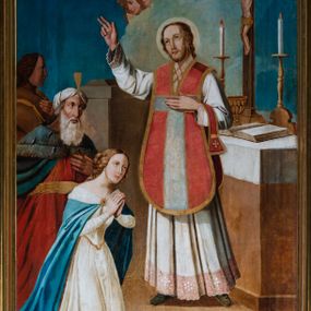 Zdjęcie nr 1: Obraz uzyskał kształt stojącego prostokąta. W centrum kompozycji na błękitnym tle przedstawiono ołtarz przed którym stoi św. Walenty. Święty został ujęty w trzech czwartych w lewo. Prawą ręką błogosławi zebranych, lewą zaś przykłada do piersi. Jest to dojrzały mężczyzna o pociągłej twarzy z wysokim czołem i brązowymi włosami oraz krótką brodą. Ma prosty nos i wydatne usta. Jego spojrzenie skierowane jest ku górze. Głowę Walentego otacza świetlisty nimb. Święty ubrany jest w białą albę podbitą czerwienią przy rękawach i u spodu, czerwony ornat obszyty złotym galonem z bladoniebieską kolumną na przedzie i czerwony manipularz na lewym przedramieniu. Ponad głową świętego z lewej strony widać parę uskrzydlonych aniołków na obłoku. Za świętym widoczny jest ołtarz nakryty białym obrusem, na którym stoi krucyfiks z Pasyjką pomiędzy dwoma palącymi się w świecznikach świecami, kielich oraz otwarty mszał. Przed Walentym na stopniu klęczy widoczna na pierwszym planie młoda kobieta ujęta w trzech czwartych w prawo. Przed sobą trzyma modlitewnie złożone ręce. Kobieta ma owalna twarz o jasnej karnacji i delikatnych rysach. Jej głowę otaczają ufryzowane jasnobrązowe włosy. Ubrana jest w białą, mocno wydekoltowaną suknię taliowaną w pasie oraz niebieski płaszcz obszyty w miejscu kołnierza białym kożuszkiem. Za nią widoczny jest stojący starszy mężczyzna ujęty w trzech czwartych w prawo. Ma pociągłą twarz z długą siwe brodą, wydatny nos i usta. Jego spojrzenie skierowane jest w stronę świętego. Na głowie ma biały turban. Ubrany jest w czerwony żupan  przewiązaną ochrową szarfą oraz niebiesko-zielony płaszcz z gronostajowym kołnierzem. Za nim w profilu widoczny jest młody mężczyzna zwrócony w prawo o ciemnej karnacji i w brązowym stroju. 