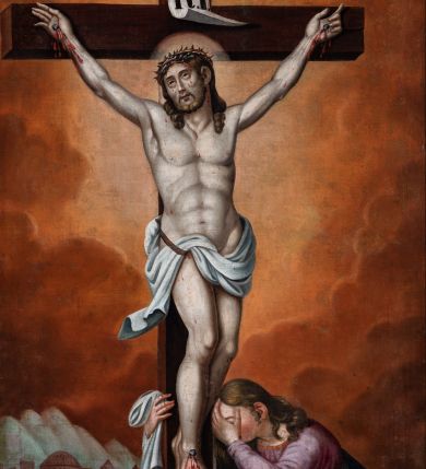 Zdjęcie nr 1: Obraz uzyskał kształt stojącego prostokąta. W centrum kompozycji na tle rozjaśnionych na środku brązowo-czerwonych obłoków przedstawiono Ukrzyżowanego Chrystusa z klęczącą u stóp krzyża św. Marią Magdaleną. Krzyż na którym wisi Chrystus został ukazany frontalnie. Postać ukrzyżowanego Jezusa została przedstawiona w typie "Christo morto". Wyróżnia ją muskularnie modelowanie sylwetki. Chrystus ma uniesioną głowę o pociągłej twarzy i zapadniętych policzkach, po których ciekną stożki krwi płynące spod cierniowej korony na głowie. Głowę otaczają długie, jasnobrązowe włosy, kręcące się przy końcach, spływające na ramiona oraz świetlisty nimb. Ramiona Chrystusa uzyskały głęboki zwis w kształcie litery "V". Na biodrach widoczne jest krótkie, białe perizonium o rozwianym festonie na prawym boku, dodatkowo przewiązane sznurem. Założone nogi zostały przybite dwoma gwoźdźmi. Na górze krzyża do belki przybito biały titulus z łacińskim skrótem: I.N.R.I. Poniżej stóp Chrystusa dolną część krzyż obejmuje przyklękająca z prawej strony kompozycji św. Maria Magdalena. Święta została ukazana z profilu. Prawą ręką, w której trzyma białą chustę, ujmuje krzyż, lewą zaś zakrywa twarz. Charakteryzuje ją jasna karnacja, zaokrąglona twarz o pełnych, młodzieńczych rysach oraz długie, opadające na plecy włosy układające się w loki. Ubrana jest w długą, jasnofioletową suknię przewiązaną w pasie zieloną szarfą oraz niebieski płaszcz przerzucony przez prawe ramię. Spod sukni wystają stopy obute w sandały. Pod krzyżem leży czaszka, a obok niej z lewej strony wije się wąż z jabłkiem przy paszczy. W tle, po lewej stronie krzyża, ukazana została panorama Jerozolimy na tle biało zielonych gór.