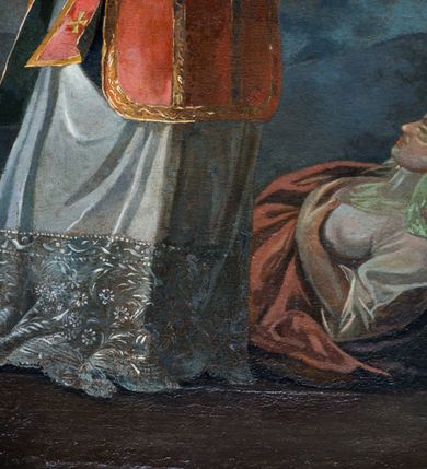 Zdjęcie nr 3: Obraz w kształcie stojącego prostokąta zamkniętego łukiem nadwieszonym z uskokiem. W centrum kompozycji stoi przedstawiony w całej postaci św. Walenty, który spogląda na ukazującego mu się Jezusa, lewą rękę składa na piersi, a prawą wyciąga w geście błogosławieństwa. Ma małą, owalną twarz, z głęboko osadzonymi oczami i małymi ustami otoczonymi wąsami i krótką brodą; włosy krótkie. Jest ubrany w białą albę z pasem koronki na dole i u rękawów i czerwony, lamowany złotem ornat, spod którego wystaje fragment stuły, przez lewą rękę ma przewiązany manipularz. Przed nim, na obłokach tronuje Chrystus ubrany jedynie w czerwony płaszcz. Prawą rękę wyciąga przed siebie, w lewej trzyma widoczny jedynie we fragmencie krzyż, spogląda na świętego. Z lewej strony kompozycji w stronę Walentego zlatuje putto trzymające wieniec z liści laurowych oraz palmę męczeństwa. W łuku zamykającym od góry kompozycję widoczne są dwa kolejne aniołki. U stóp Walentego, na ziemi leży kobieta w białej sukni z owiniętą głową. Jest przykryta czerwonym płaszczem, rękę składa na piersi, ma zamknięte oczy. W tle górzysty krajobraz, powyżej granatowe niebo, rozjaśnione jedynie za postacią Chrystusa. Obraz w złoconej, profilowanej ramie. 