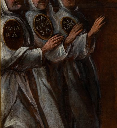 Zdjęcie nr 27: Ołtarz drewniany, prostopadłościenny z kamienną mensą, z kamiennym portatylem. Antepedium drewniane podzielone na trzy płyciny za pomocą pilastrów: w środkowej krzyż, kotwica i gorejące serce, w bocznych gorejące serce w koronie cierniowej i wieńcu z róż. Nastawa ołtarzowa architektoniczna, jednoosiowa, jednokondygnacyjna ze zwieńczeniem na cokole.  Retabulum flankowane parą zdwojonych pilastrów zakończonych konsolami,  które dźwigają pełne belkowanie oraz fragmenty przerwanego półkolistego przyczółka z siedzącymi puttami. Na tle pilastrów, na konsolach ustawione 2 figury: św. Katarzyny oraz Barbary. Trzony pilastrów dekorowane kampanulami. W Polu środkowym wnęka w formie stojącego prostokąta zamkniętego łukiem segmentowym nadwieszonego z uskokiem ujęta profilowaną ramą, z obrazem świętej Zofii z córkami, w osobnej ramie. Nad wnęką baldachim dekorowany lambrekinem, z podwieszoną tkaniną po dwóch stronach, lamowaną frędzlą. Nam baldachimem kartusz z uskrzydlonymi główkami anielskimi i zwieńczony koroną. Zwieńczenie w formie zbliżonej do trapezu o wklęsłych bokach zamknięte falistym gzymsem, dekorowanym uskrzydloną główką anielską, ujętą wolutami na tle muszli, z podwieszonymi kampanulami. W polu gołębica w otoku z obłoków i uskrzydlonych główek anielskich, w glorii promienistej.  Struktura polichromowana w sposób imitujący marmoryzację w kolorze beżowo-zielonym. Ornamentyka i profile złocone, detal i zwieńczenie srebrzone.