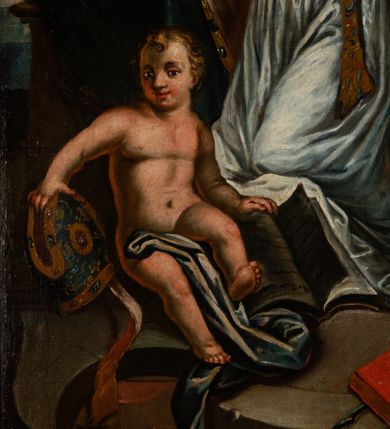 Zdjęcie nr 8: Obraz w kształcie prostokąta zamkniętego łukiem wklęsło-wypukłym, z uskokiem. Święty jest przedstawiony w całej postaci, zwrócony w trzech czwartych w prawo, w pozycji klęczącej, na klęczniku przykrytym zieloną draperią. Jego twarz jest ukazana z profilu, z długim nosem, czerwonymi ustami i spiczastą, długą, siwą, brodą i krótkimi włosami odsłaniającymi wysokie czoło i częściowo łysą głowę. Nad głową unosi się nimb. Jest ubrany w szarą albę z godłem zakonu Marków oraz wzorzystą kapę spiętą na piersi ozdobną fibulą. Prawą rękę opiera na księdze na klęczniku, lewą opuszcza ku dołowi. Za świętym ukazany fotel z wysokim oparciem, zamkniętym półkoliście, zza którego wystaje krzywaśń pastorału. Przed świętym siedzi oparty o klęcznik aniołek przepasany szarą tkaniną, z prawą ręką wspartą na infule, a z lewą na otwartej księdze. Przed nim leży czerwona księga i palma męczeństwa. W górnej części kompozycji anioł i putto z krzyżem, symbol Trójcy Świętej na tle promieni słonecznych i skłębionych chmur.