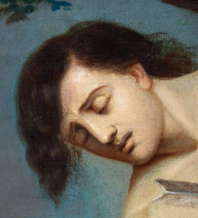 Zdjęcie nr 10: Obraz w formie stojącego prostokąta w drewnianej, profilowanej ramie. W centrum św. Sebastian przywiązany do drzewa, zwrócony w trzech czwartych w prawo, silnie pochylony, z rękami związanymi na plecach, z wysuniętą lewą nogą. Twarz ma wyrazistą, nos długi, usta lekko otwarte, oczy zamknięte, a włosy czarne. Jego nagie ciało przepasane na biodrach jest przebite czterema strzałami. Przed nim stoi anioł, który wyciąga z jego piersi strzałę. Anioł ma twarz pełną, nos krótki, usta drobne, włosy gęste, ciemne, z drobnymi puklami. Ubrany jest w luźną, niebieską suknię, odkrywającą dłonie i plecy oraz nogi. U stóp świętego leży tarcza, kołczan ze strzałami i łuk. W tle widoczne drzewa i krzewy oraz niebo. 