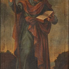 Zdjęcie nr 1: Obraz o kształcie stojącego prostokąta. Cało postaciowe przedstawienie św. Jakuba starszego ujętego frontalnie, z głową zwróconą w lewą stronę. Twarz starszego mężczyzny, pociągła, z długim nosem, okolona średniej długości, lekko falującymi włosami i zarostem w kolorze ciemnobrązowym. W lewej, ugiętej w łokciu na wysokości pasa ręce trzyma otwartą księgę, a prawą, uniesioną do góry wspiera na halabardzie. Ubrany jest w szarą szatę przykrytą ciemnoróżowym płaszczem. Spod sukni wystają bose stopy. Tło stanowi pejzaż w odcieniu oliwkowym.