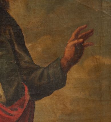 Zdjęcie nr 4: Obraz o kształcie stojącego prostokąta. Cało postaciowe przedstawienie św. Macieja, zwróconego w trzech czwartych w lewą stronę. Twarz starszego mężczyzny, pociągła, z długim nosem, okolona średniej długości, kręconymi włosami i zarostem w kolorze brązowym. W prawej ręce, na wysokości uda trzyma topór, a lewą ugiętą w łokciu unosi do góry. Ubrany jest w jasna suknię i czerwony płaszcz okrywający ramiona. Spod szaty wystają bose stopy. Tło stanowi pejzaż w odcieniu oliwkowym.