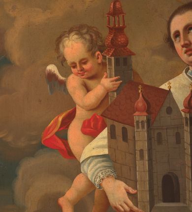 Zdjęcie nr 2: Obraz w kształcie stojącego prostokąta zamkniętego od góry łukiem nadwieszonym z uskokiem z przedstawieniem św. Ventury z modelem kościoła. Święty ukazany delikatnie z prawej strony  kompozycji, w całej postaci, zwrócony w trzech czwartych w lewo. Ma owalną twarz, duże, głęboko osadzone oczy, wąski nos i szerokie usta; krótkie, ciemnobrązowe włosy opadają mu na kark. Nad głową ma złoty nimb w formie okręgu. Prawą ręką podtrzymuje duży model kościoła na planie prostokąta z wysoką wieżą na środku fasady i dwiema niższymi flankującymi wejście po przeciwnej stronie. Wszystkie są przeprute prostokątnymi oknami i mają czerwone hełmy ze złotymi krzyżami. Model wraz z nim podtrzymuje putto, które spogląda w dół. Ma jasne, krótkie włosy, niewielkie biało-czerwono-szare skrzydła i biodra otoczone czerwoną szarfą. W lewej ręce święty trzyma czarny biret. Ventura jest ubrany w strój zakonny: biała komżę i albę dekorowaną przy rękawach i dolnej krawędzi szerokim pasem koronki, na to ma nałożony biały mucet z symbolem serca z zatkniętym krzyżem. Przed nim, w górnej części czerwony krzyż otoczony glorią promienistą i trzeba główkami anielskimi wśród obłoków. Przy dolnej krawędzi podtrzymywana przez putto rocaille’owa tarcza herbowa z napisem „Templorum Positor, Sub tecta  inopumque  Receptor Hispelli in Umbria”. Za postacią świętego widoczny fragment kolumny na wysokim cokole zasłonięty od góry zieloną, łamiącą się grubymi fałdami kotarą. Na frontowej ścianie cokołu napis „B. Ventura Confessor Exulum Patronus”. Pod stopami postaci posadzka z ułożonych naprzemiennie szarych i ciemnoczerwonych prostokątów.